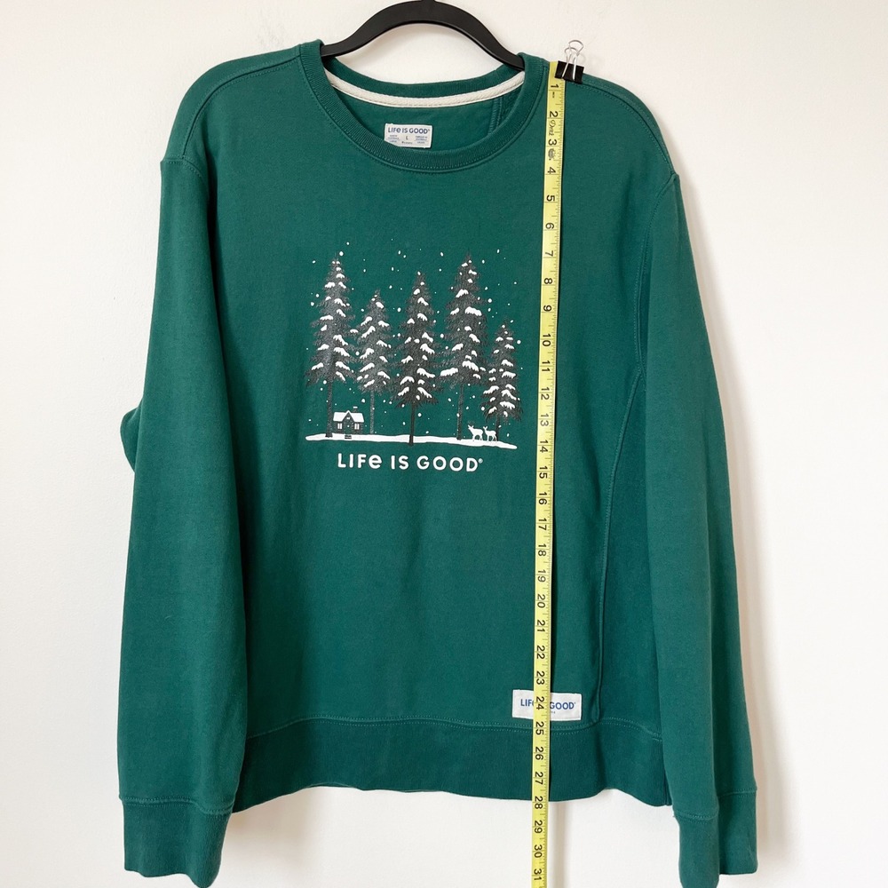 Life is Good Snowy Winter Cabin Simply True Fleece Crew Sweatshirt Green Large - Picture 7 of 10